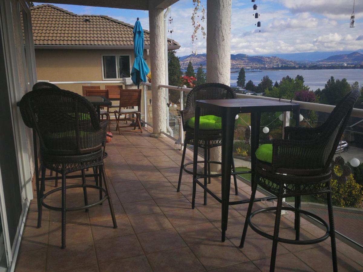 Lakeview Oasis Bed And Breakfast West Kelowna Exterior photo